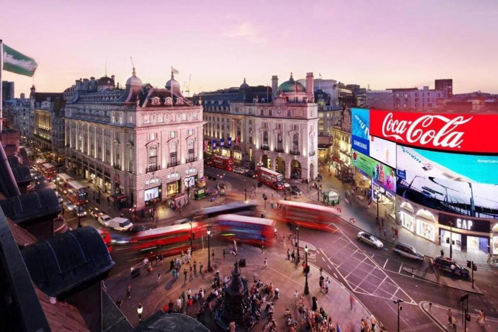 Piccadilly Living 1 Bedroom Flat In Vr11 Londres